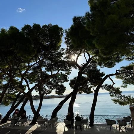 M&m Beachfront Apartamento