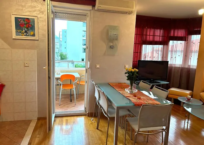 M&m Beachfront Apartamento *