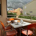 Apartment M&m Beachfront Makarska