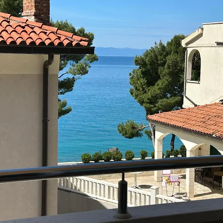 M&m Beachfront Makarska
